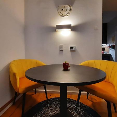 Piccolo App Apartment ซาเกร็บ ภายนอก รูปภาพ