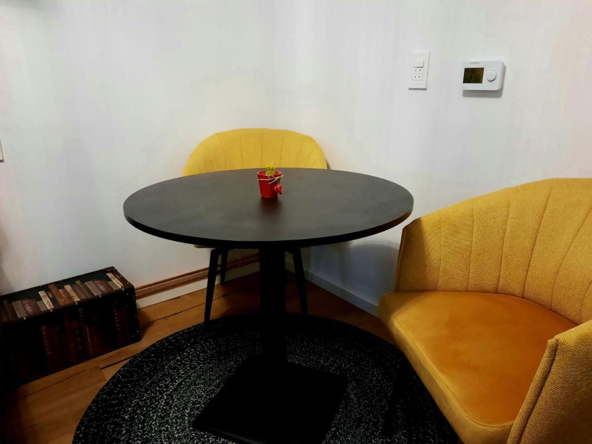 Piccolo App Apartment ซาเกร็บ ภายนอก รูปภาพ